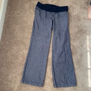 Maternity linen pants